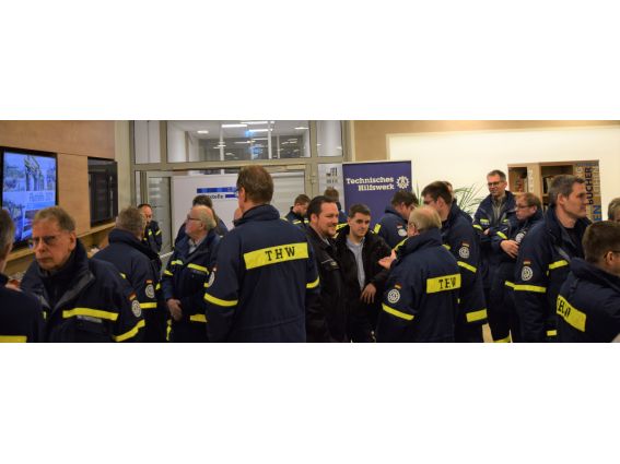 THW-Einsatzkräfte erhalten Bundesflutmedaille - Fluthilfe 2021 © Kreis Paderborn